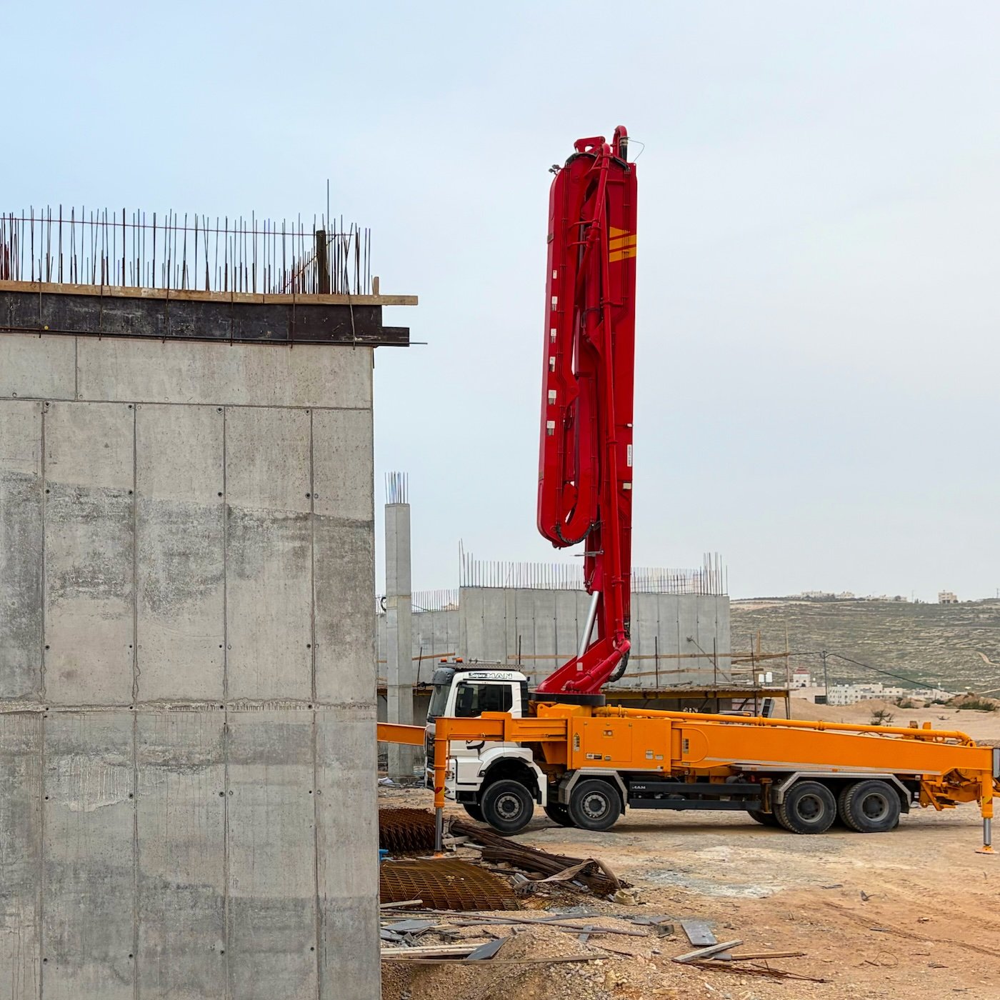 Construction of the new Hevron Heights Winery